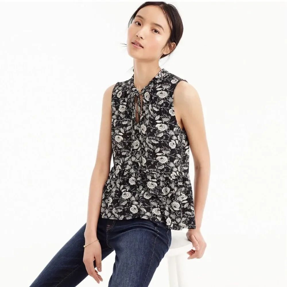 J. CREW Ruffle Trim Tie-Front Top blouse Black Floral size L